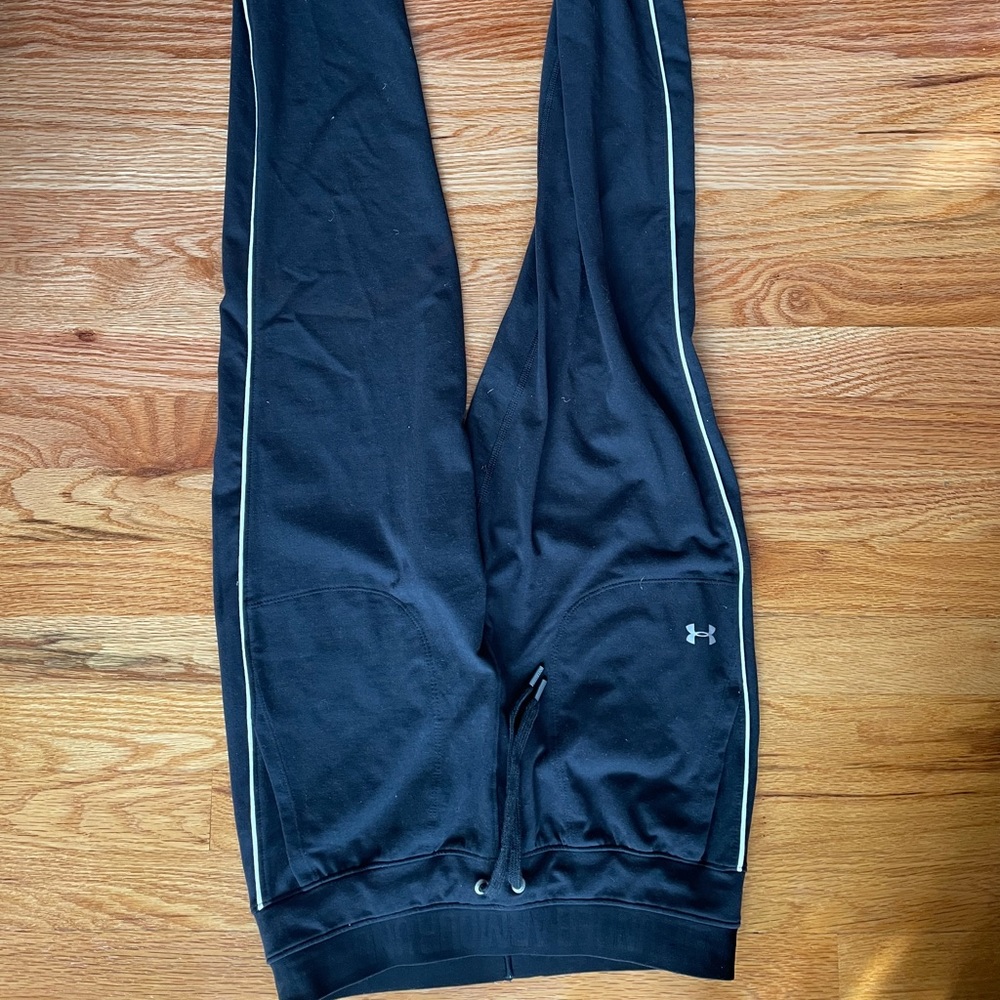 Under Armour Track Pant. Never worn!